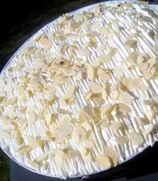 Φανταστική τούρτα αμυγδαλου