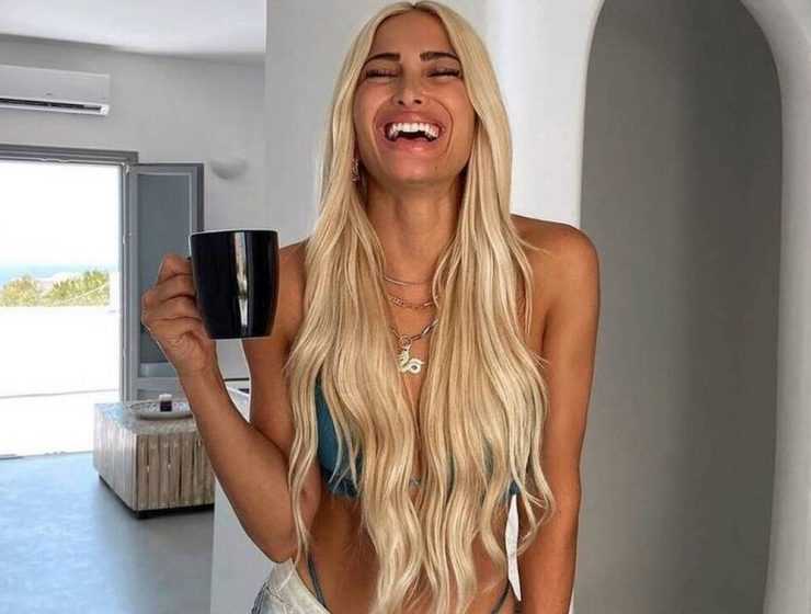 Ιωάννα Τούνη: Στη Μύκονο με μαγιό που κόβει την ανάσα (video)