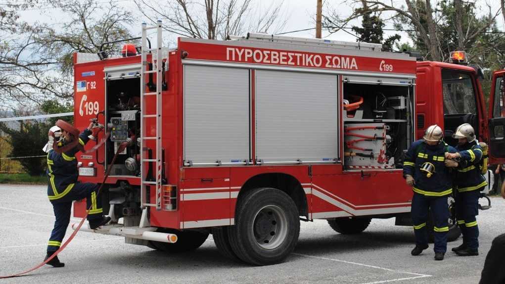 Έκτακτο: Φωτιά στα Σπάτα