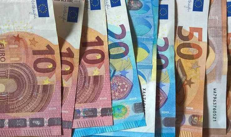 ΟΠΕΚΑ- Επίδομα παιδιού: Πότε καταβάλλεται η τέταρτη δόση; Βήμα-βήμα η αίτηση