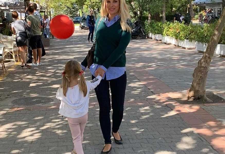 Ελένη Μενεγάκη: Αυτό είναι το Βρετανικό σχολείο, που φοιτά η μικρή Μαρίνα. Τα Ελληνικά θεωρούνται ξένη γλώσσα