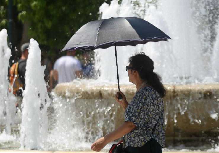 Καιρός - Καλλιάνος: Μίνι καύσωνας αυτό το Σαββατοκύριακο, θερμοκρασία ρεκόρ για Οκτώβρη