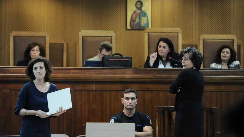 Δίκη Χρυσής Αυγής: Σε λίγη ώρα η ιστορική απόφαση - Δείτε βίντεο