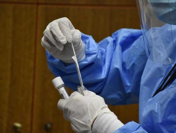 Κορονοϊός: Γυναίκα έκανε ρινικό τεστ και της τρύπησαν τον εγκέφαλο