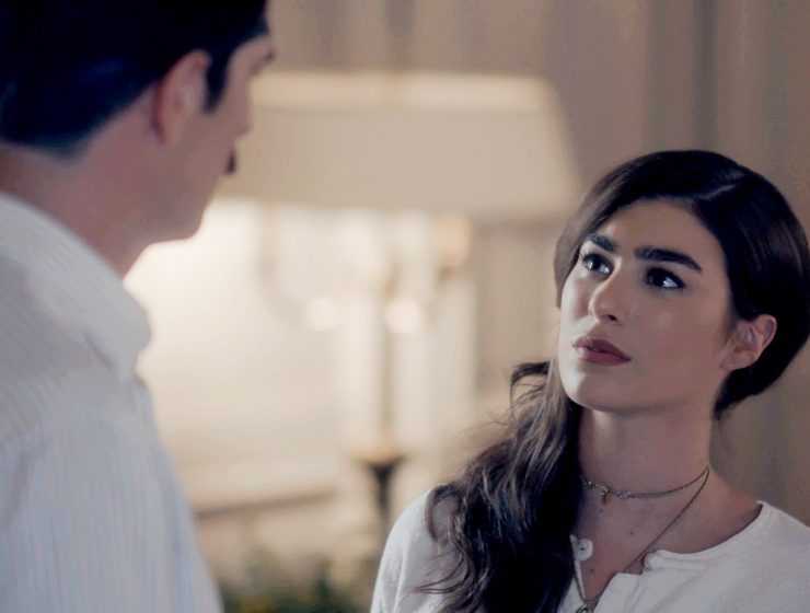 Άγριες Μέλισσες: Η Πηνελόπη παθαίνει σοκ με τον αρραβώνα του Μελέτη